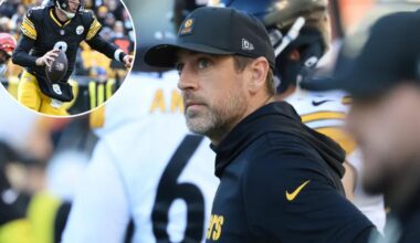 Steelers QB Aaron Rodgers grappling with 'at least three fractures' in wrist