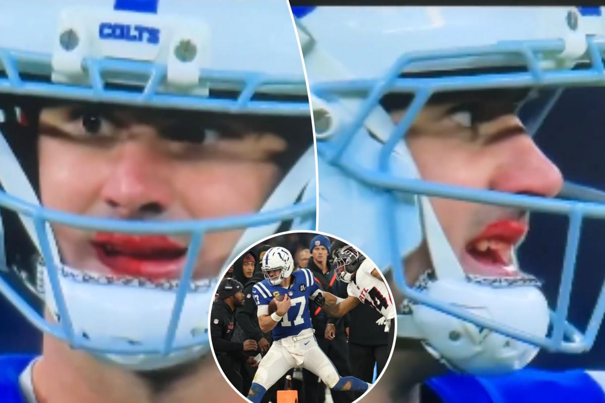 Daniel Jones left bleeding from his mouth on Colts' game-tying drive