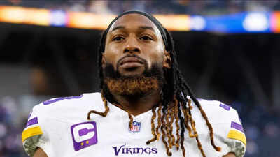 Will Aaron Jones play against the Baltimore Ravens today? Latest injury update on the Minnesota Vikings veteran running back