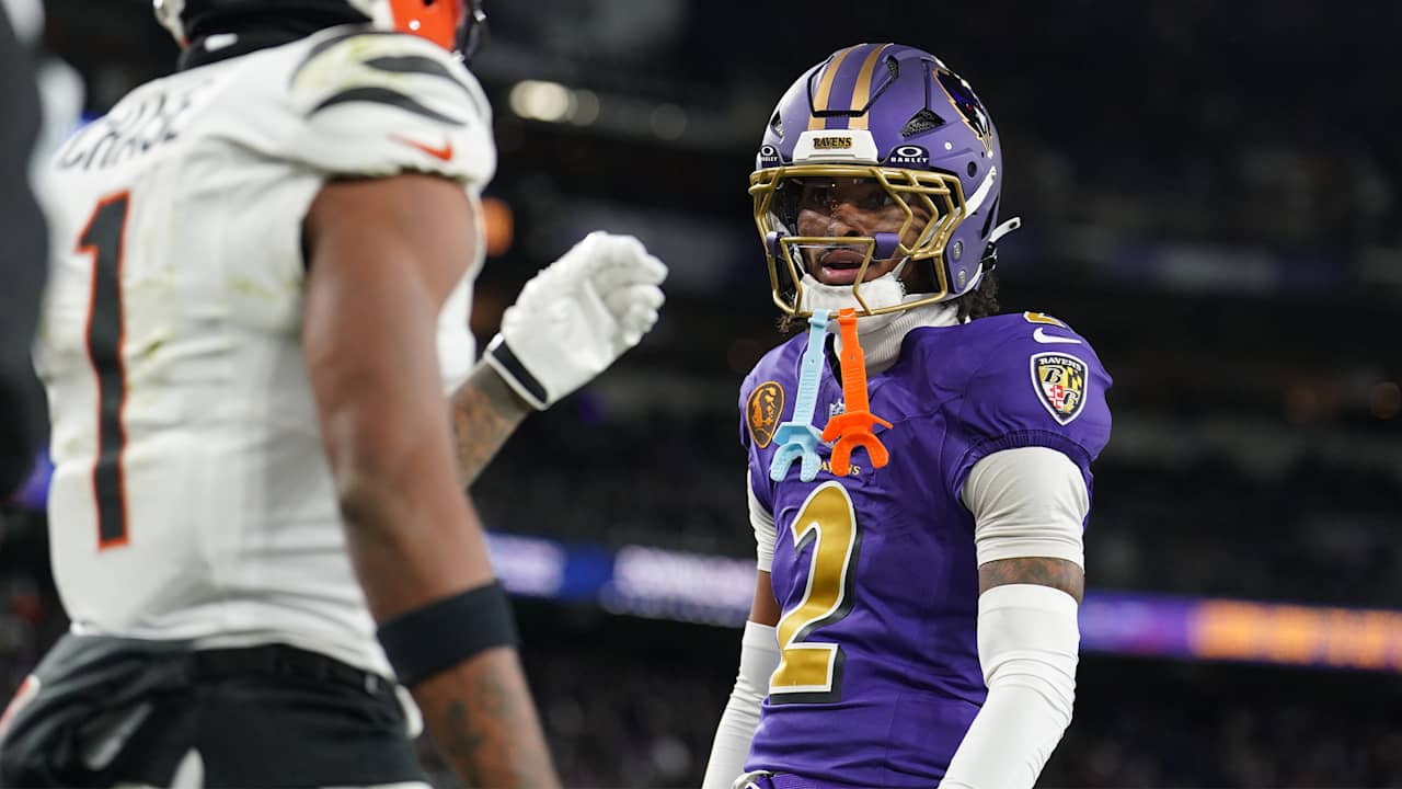 Nate Wiggins Exits Ravens Game With Foot Injury