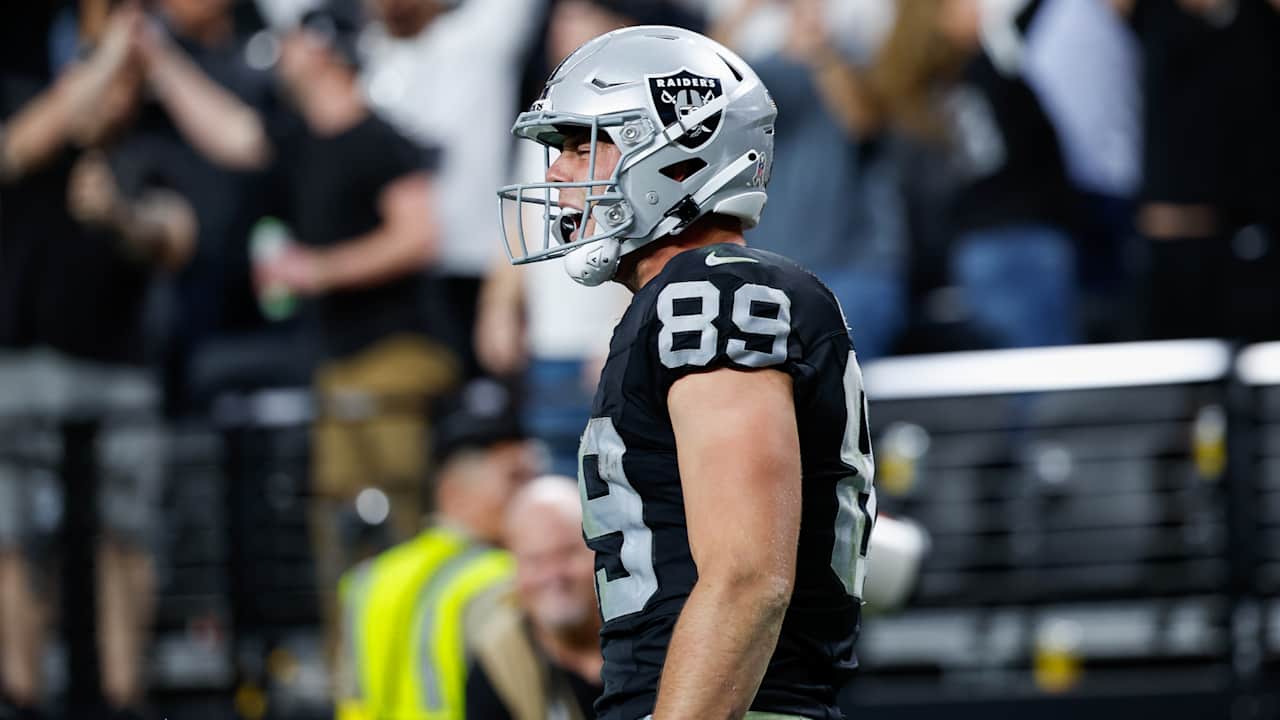 Brock Bowers nominated for FedEx Air & Ground Player of the Week after hat trick against Jaguars