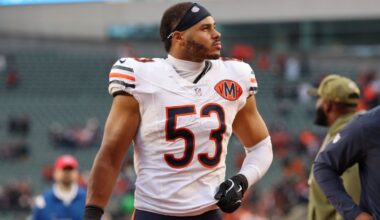 Bears' LB T.J. Edwards has hand surgery, out vs. Giants