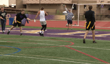 Annual Thanksgiving game honors late Scottsdale football coach