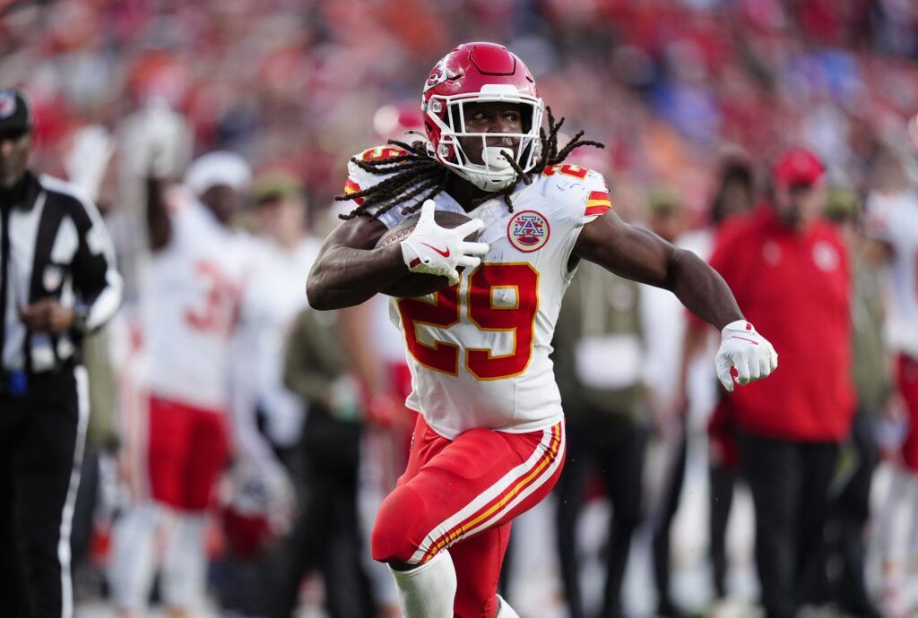 Should You Kansas City Chiefs RBs Kareem Hunt or Isiah Pacheco in Fantasy Football Week 12?