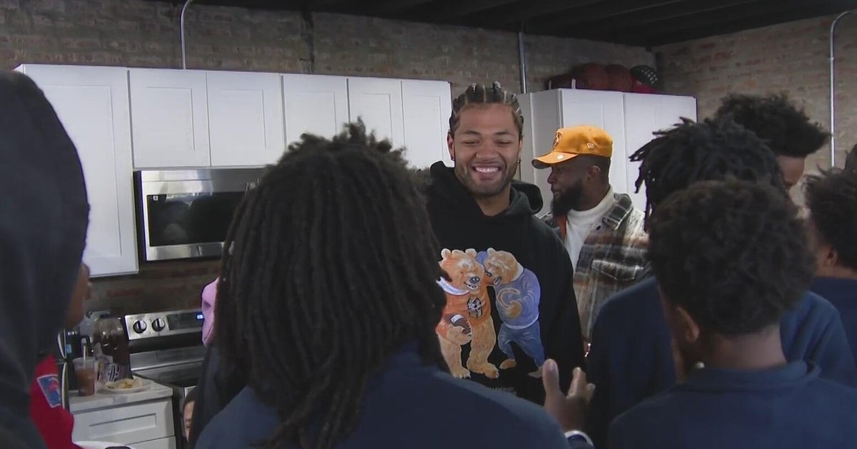 Odunze shares life lessons at Urban Male Network career day