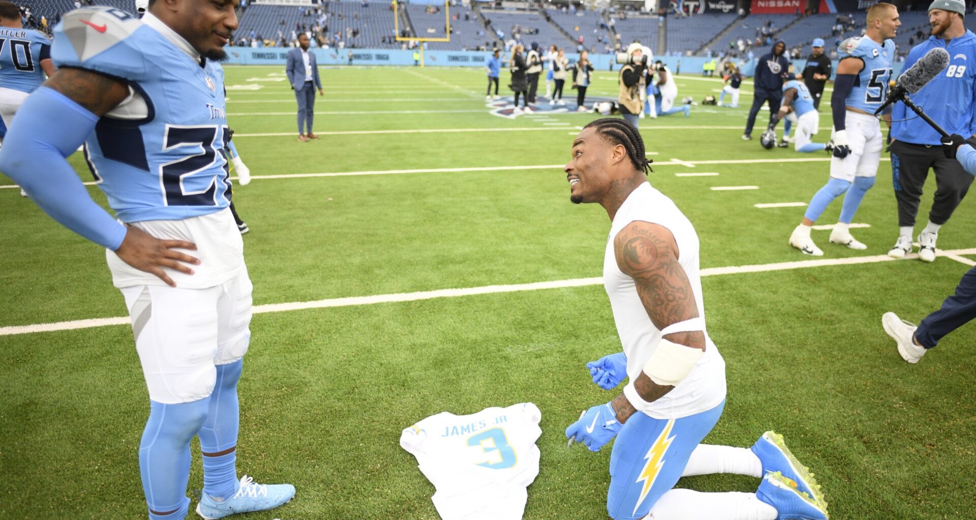 Titans Cut Former Three-Time Pro Bowler