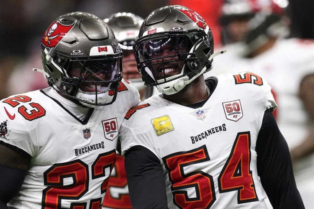 Bucs S Tykee Smith And Lb Lavonte David