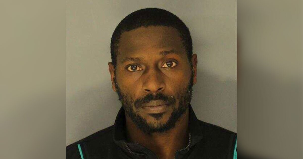 Ex-NFL star Antonio Brown arrested on attempted murder charge in Miami shooting
