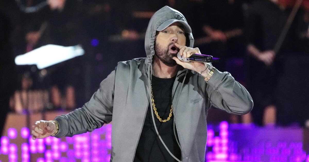 Detroit Lions team up with Eminem, Paul Rosenberg for Thanksgiving halftime show