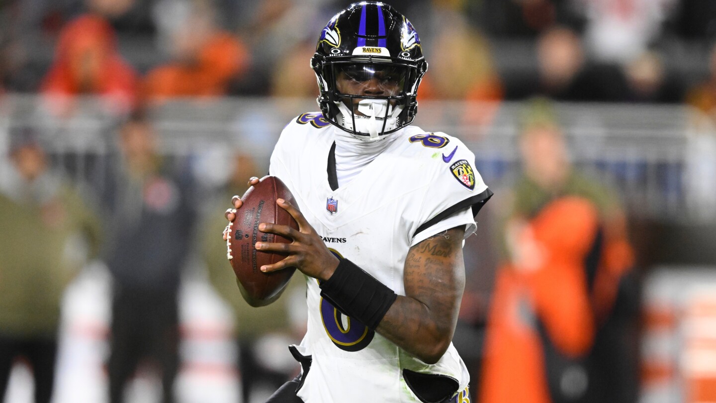 Ravens QB Lamar Jackson misses another practice, this time with an ankle issue