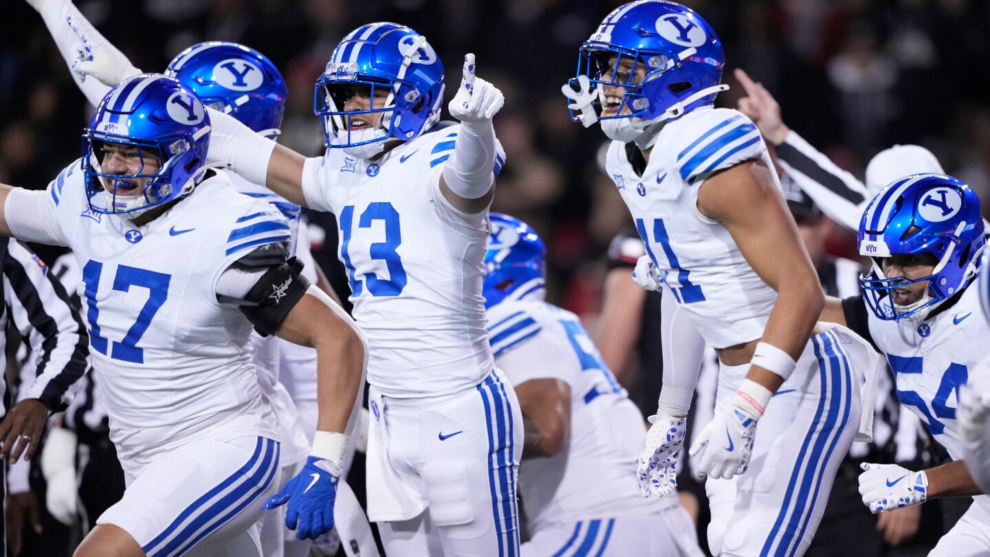 Cincinnati AD apologizes for fans' derogatory chants aimed at Mormons during BYU's win over Bearcats