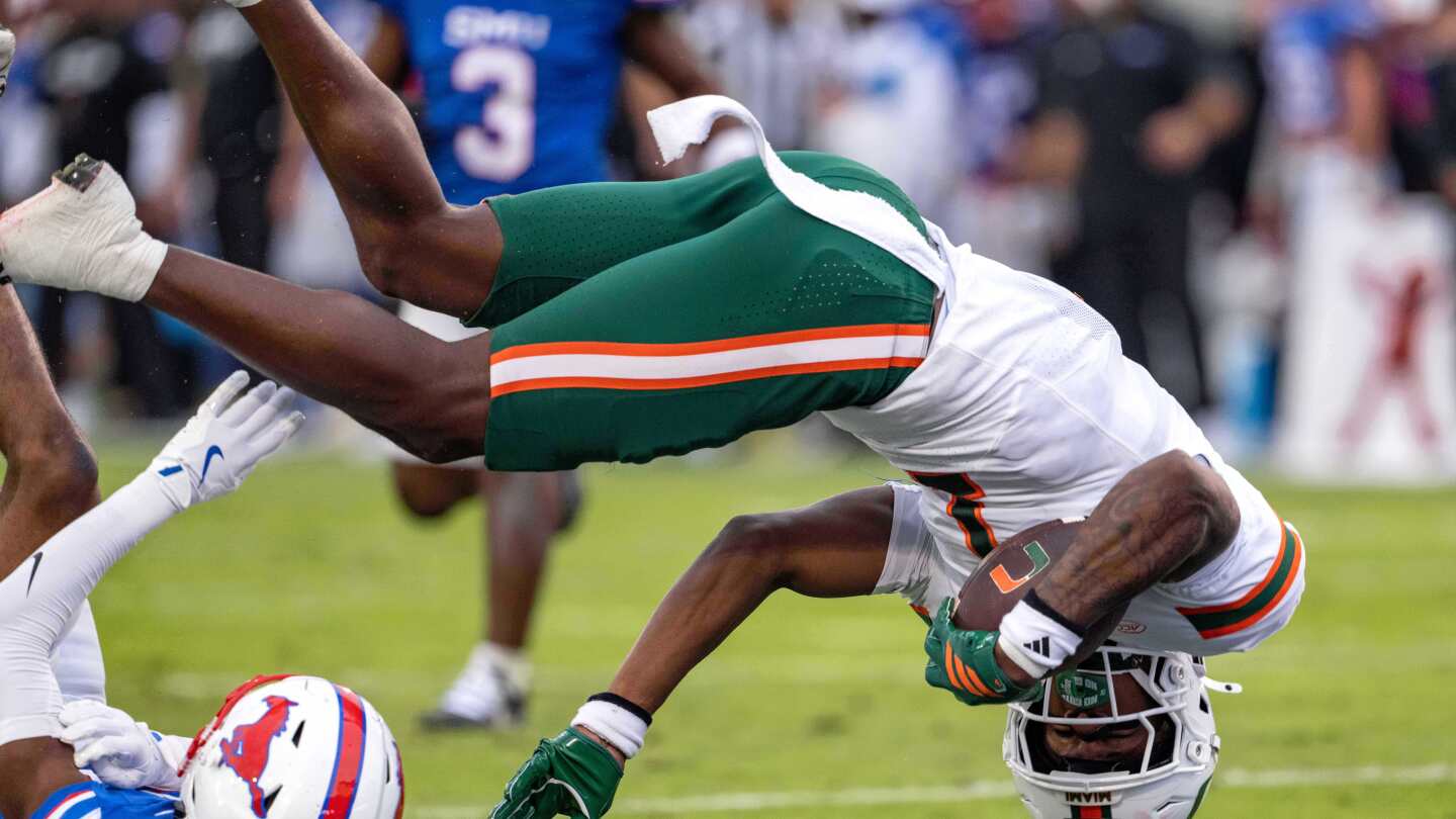 AP Top 25 live updates: College football rankings are rattled by top 10 losses