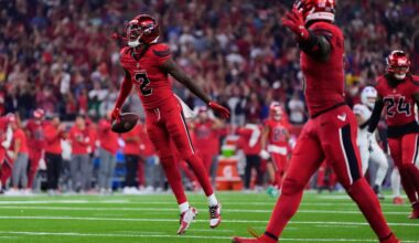 Texans get 8 sacks and Bullock forces 3 turnovers in Houston's 23-19 win over Bills