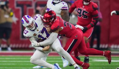 Bills' comeback bid thwarted by late interception against Texans