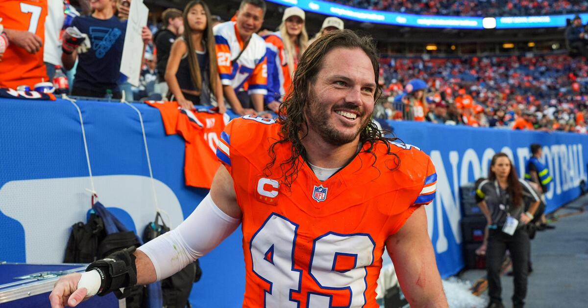 Broncos' Alex Singleton played a game before surgery to remove cancer