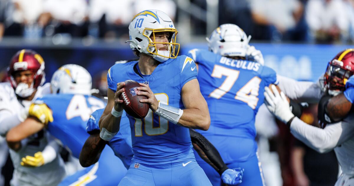 Chargers vs. Tennessee Titans live updates, watch, score, highlights