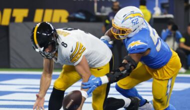 Chargers make Aaron Rodgers look old in win over Steelers