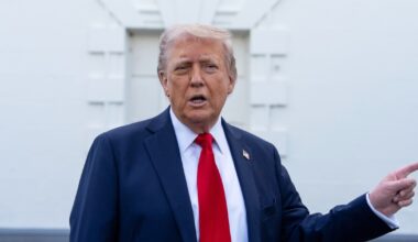 President Trump to attend Sunday's Lions/Commanders game in Washington