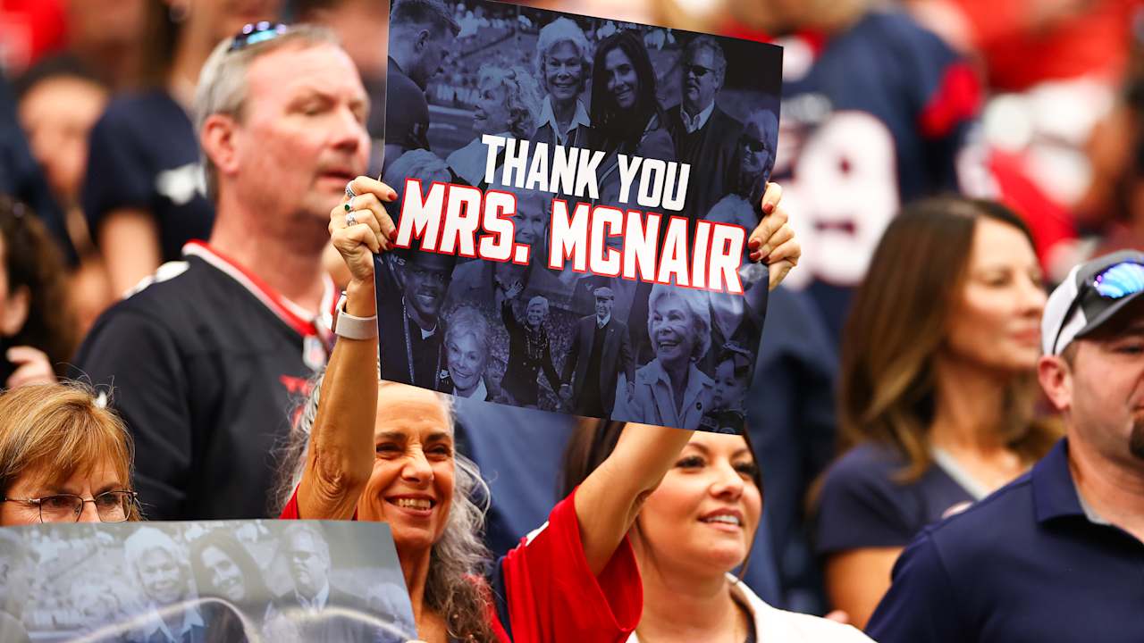 Janice McNair Takes Her Place In Texans Ring Of Honor