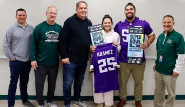 Minnesota High School Girls Flag QB to Represent Vikings & NFC North as Finalist for NFL Award
