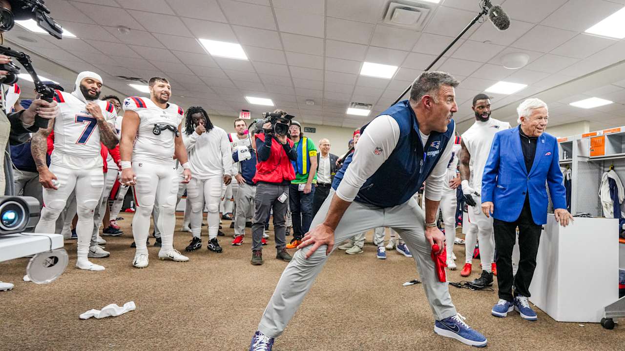 Photos: Patriots Celebrate Win over the Bengals on the Field and in the Locker Room