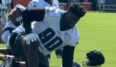 Eagles Defensive Tackle Going To The Dawg Pound In Week 14