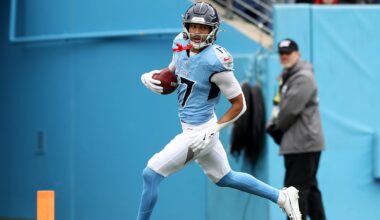 Los Angeles Chargers v Tennessee Titans