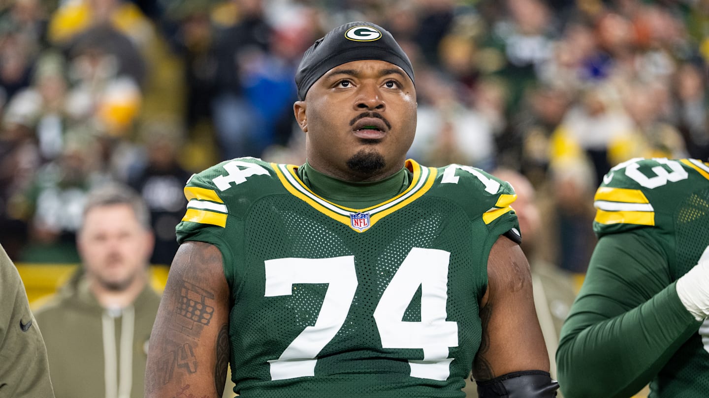 Green Bay Packers offensive lineman Elgton Jenkins
