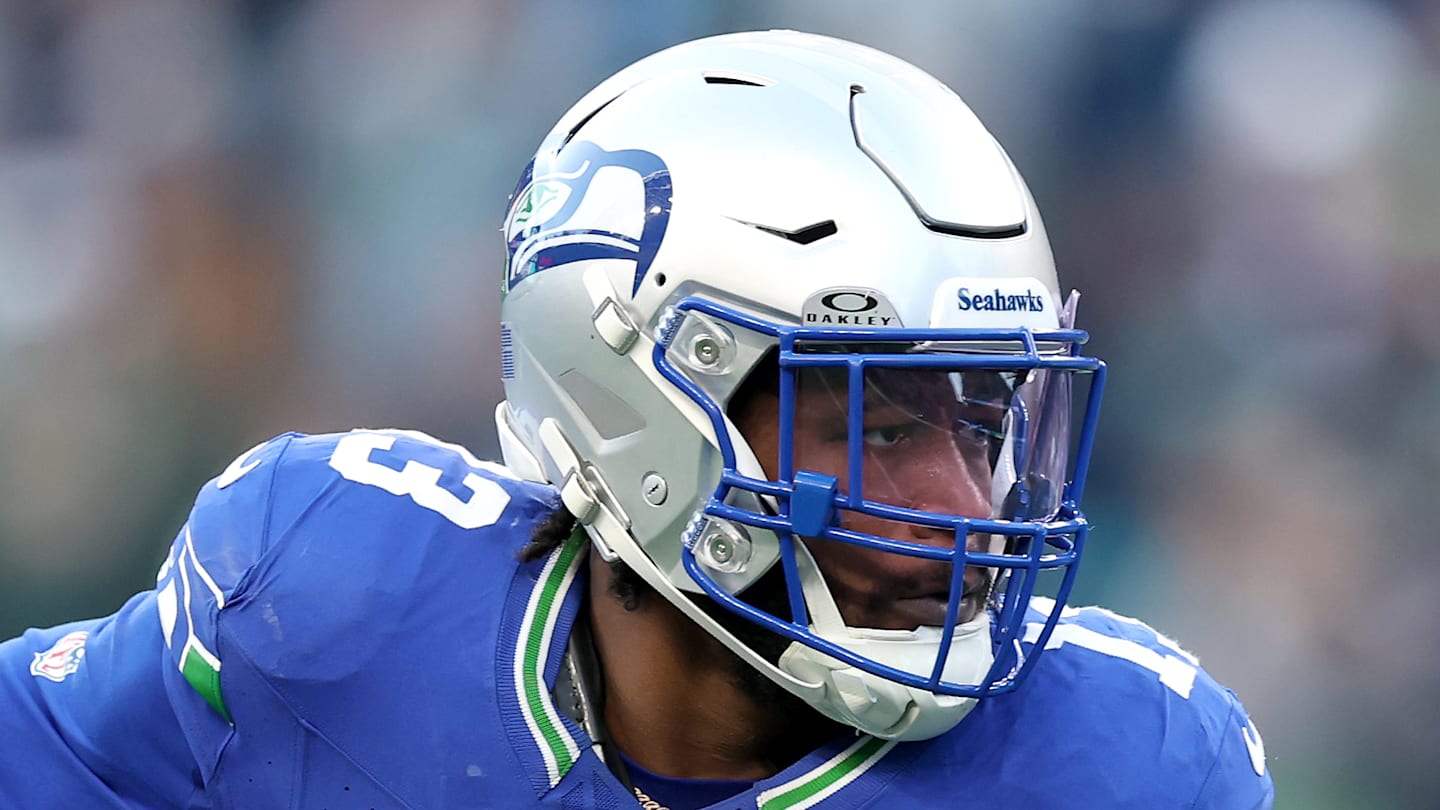 Ernest Jones of the Seattle Seahawks returns an interception