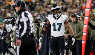 Eagles Linebacker Flexes Leadership Muscle: No Pointing Fingers