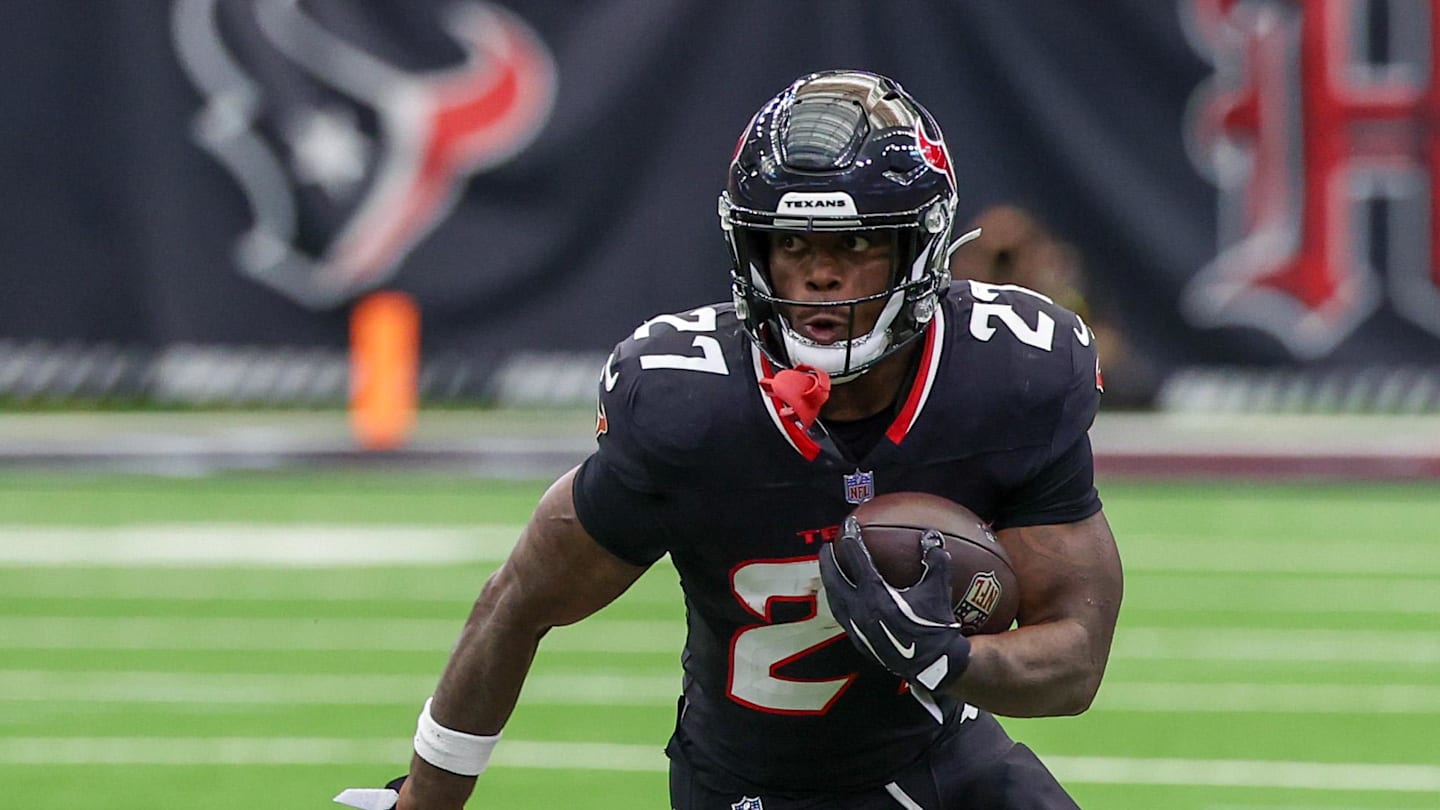 Texans RB Woody Marks Downplays Foot Injury From Colts Game