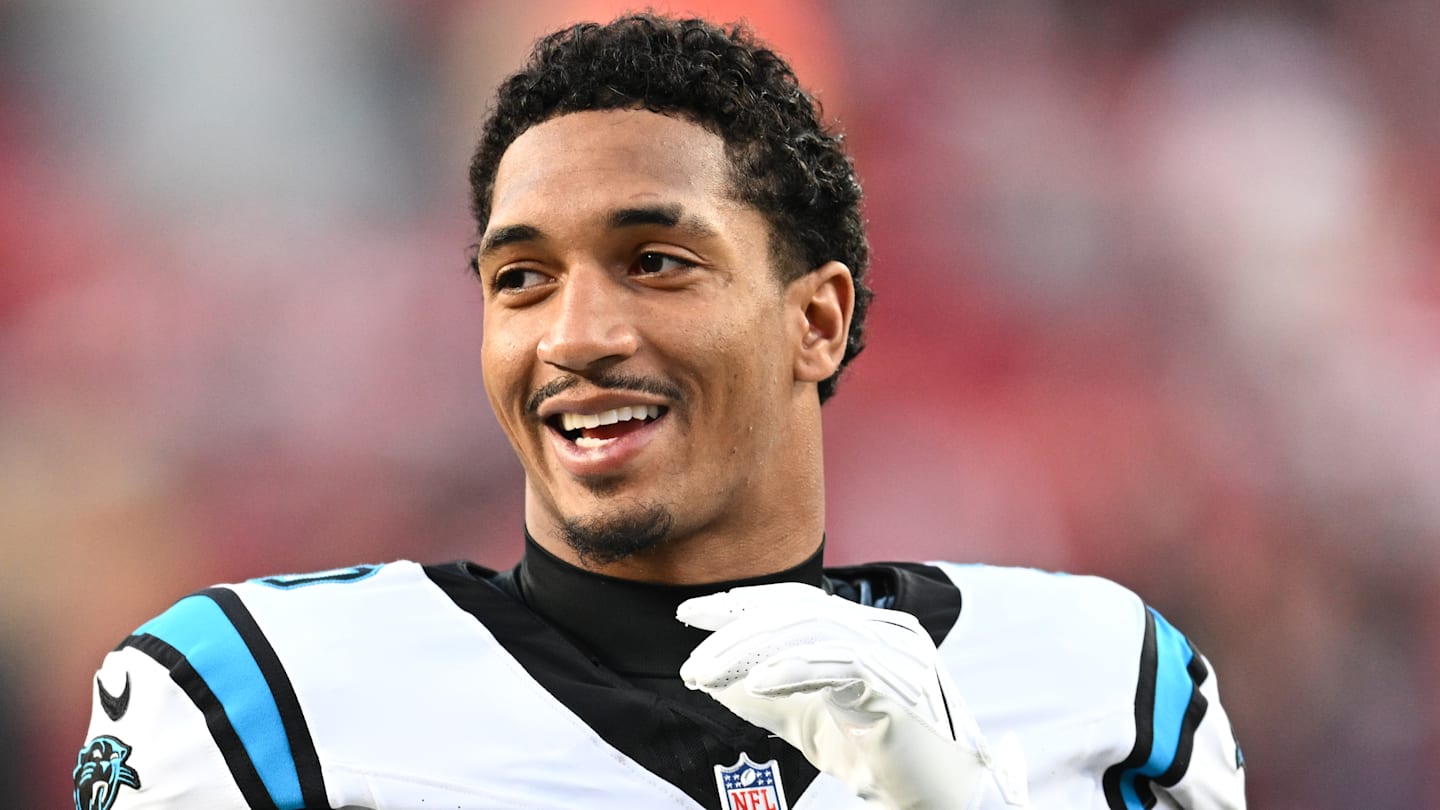 Carolina Panthers running back Chuba Hubbard