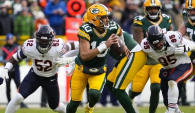 Bears and Packers Battle for First Place