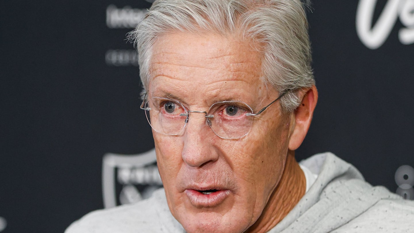 What Raiders’ Latest Injury Report Means for Michael Mayer