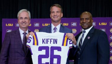 Joe Burrow Has Hilarious Reaction When Asked About LSU Hiring Head Coach Lane Kiffin