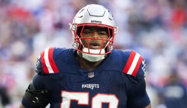 New England Patriots - Offensive Tackle Vederian Lowe