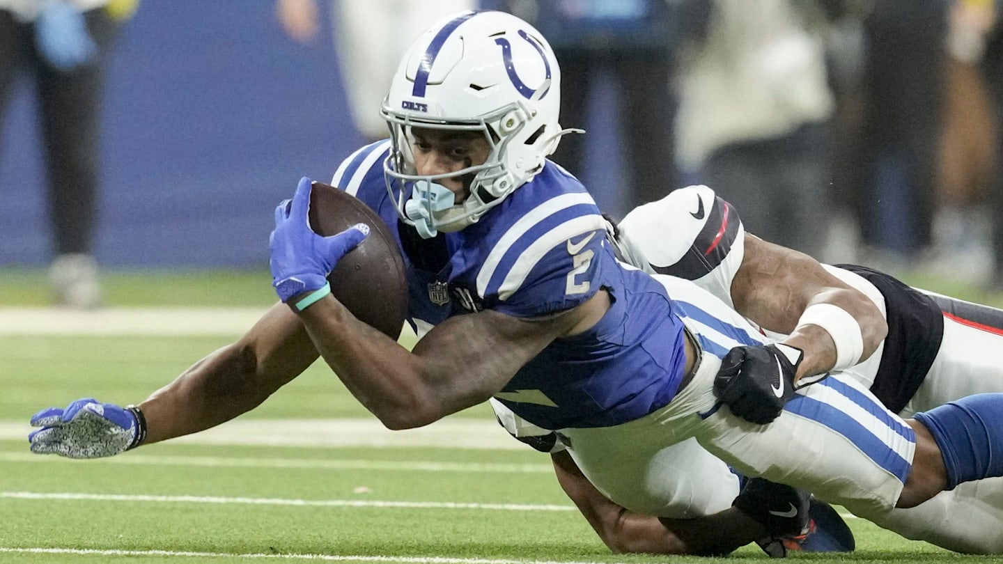 Colts Injury Report Excellent, But Star Defender Trending Down