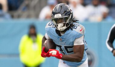 Glaring Issue Proves Why Titans Shouldn't Re-Sign Chig Okonkwo