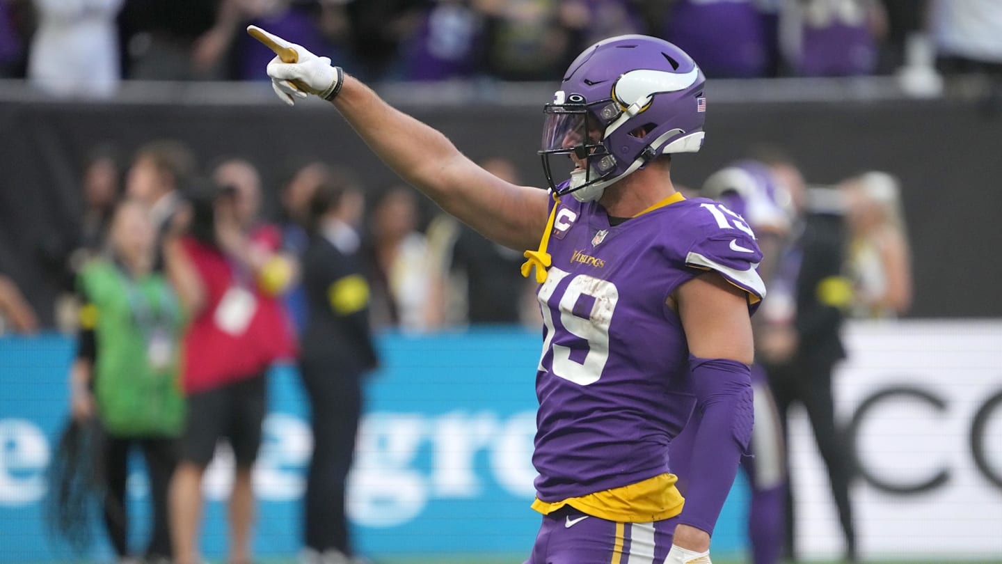 What to Expect in Adam Thielen's Steelers Debut