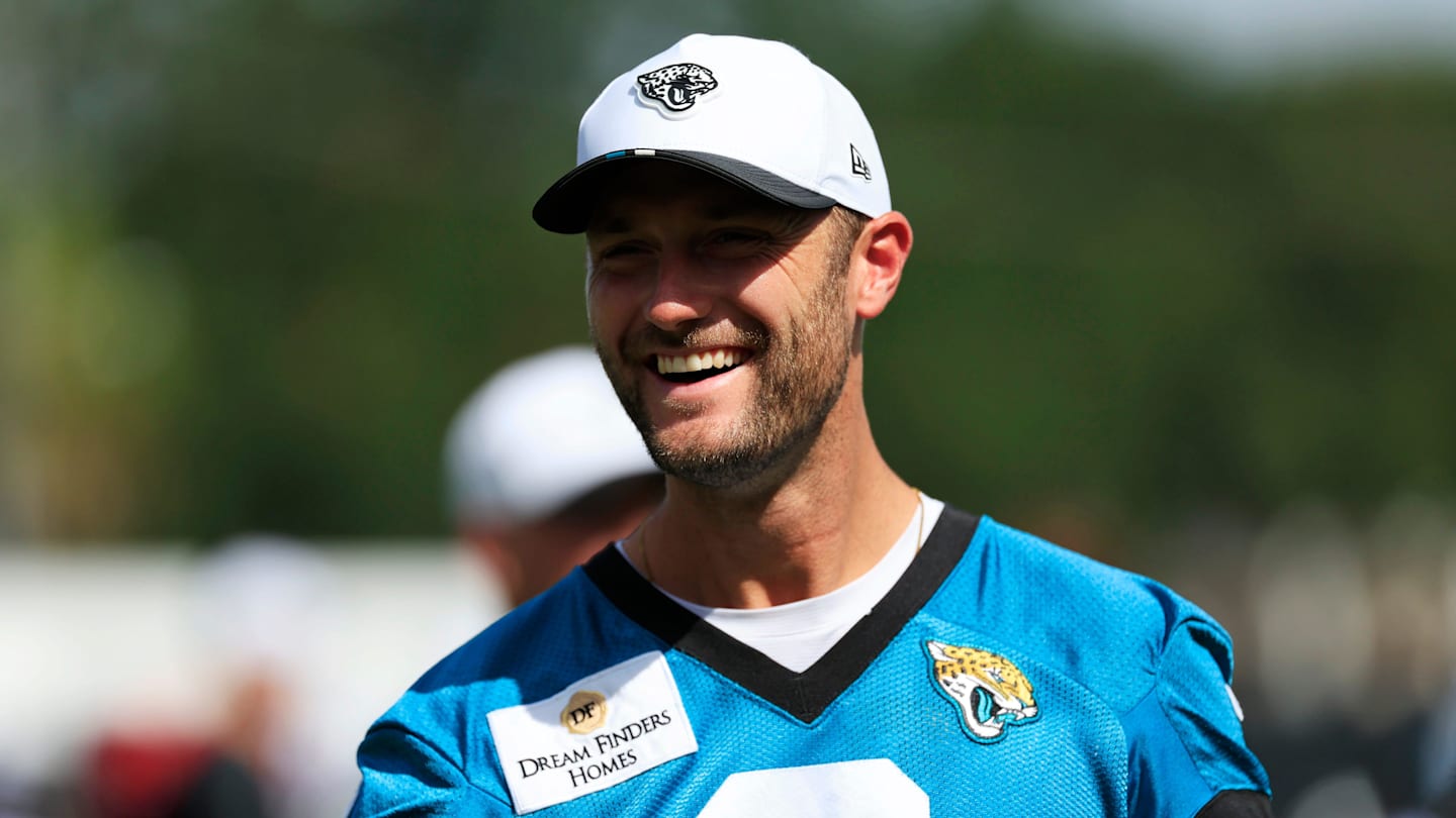 What Walter Payton Man of the Year Nomination Means to Jaguars' Logan Cooke
