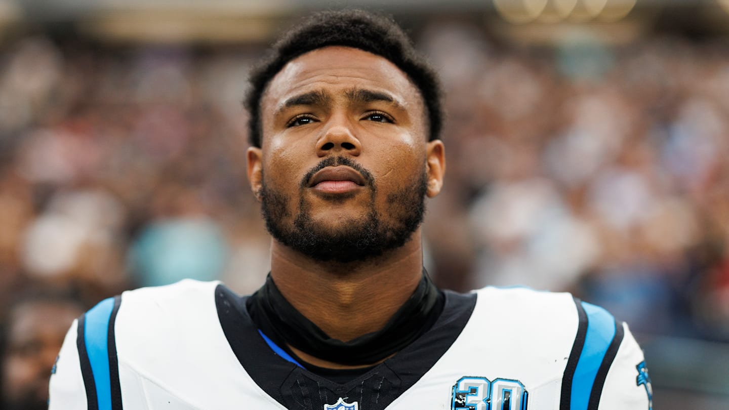 Carolina Panthers tight end Ja'Tavion Sanders