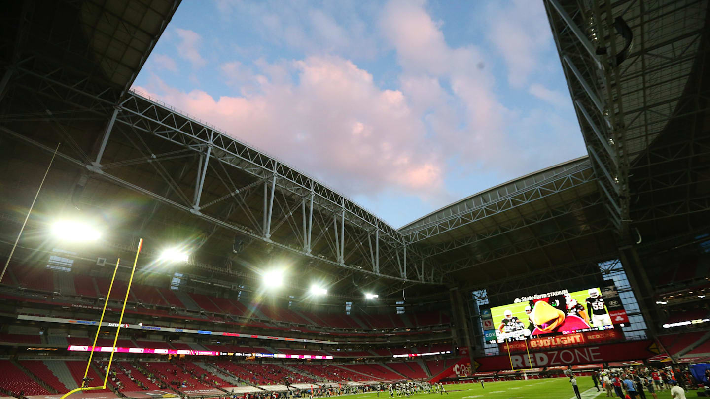 Cardinals Drop Roof Update Ahead of Rams Matchup