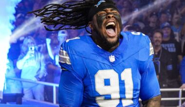 Detroit Lions defensive tackle Tyleik Williams (91) takes the field during players' introduction before the Cleveland Browns game at Ford Field in Detroit on Sunday, Sept. 28, 2025.