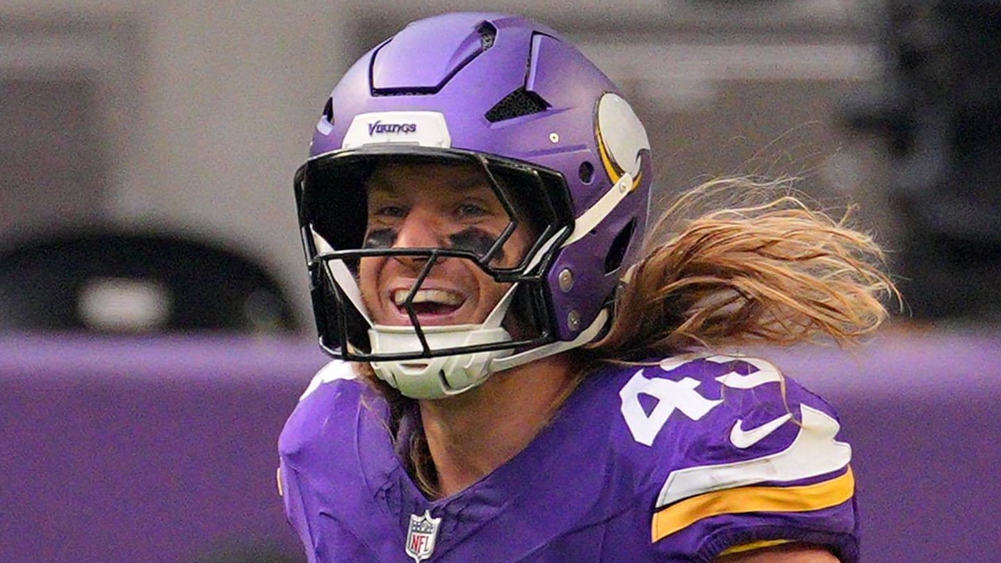 Minnesota Vikings edge rusher Andrew van Ginkel