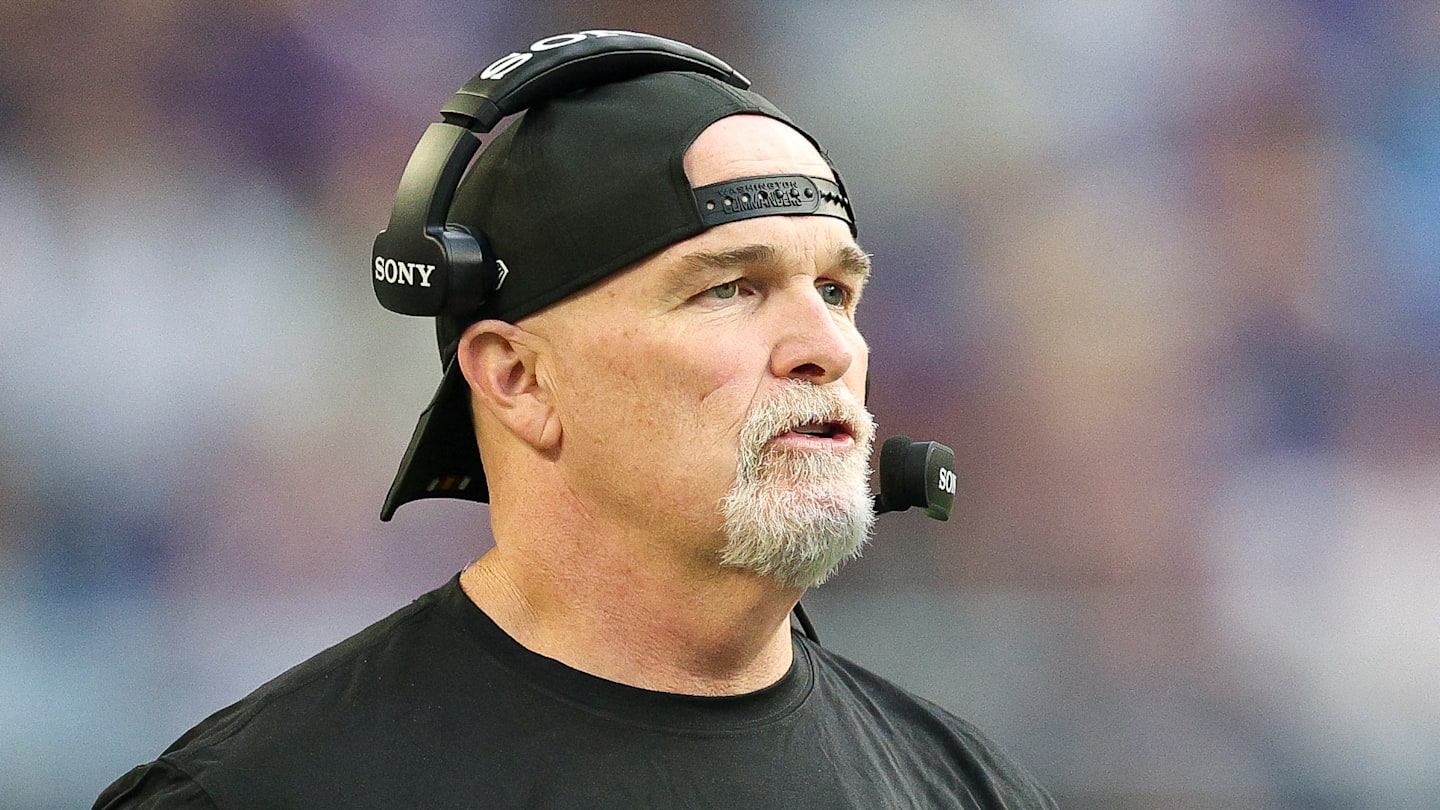 Washington Commanders head coach Dan Quinn