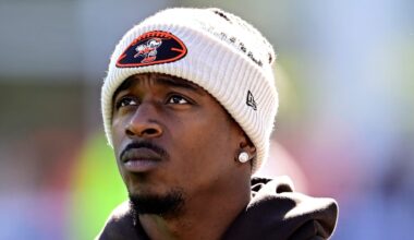 Cleveland Browns v New England Patriots