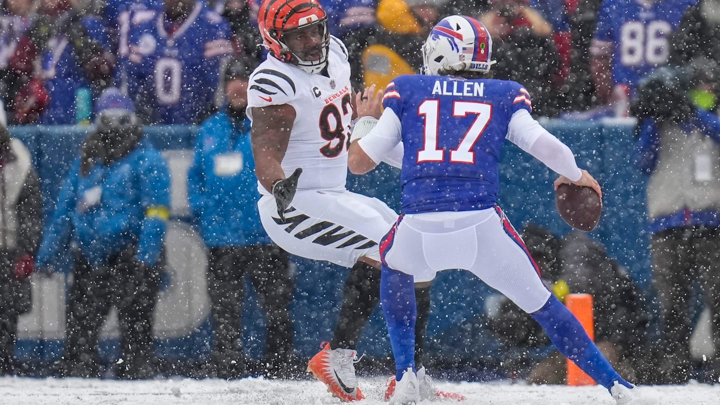 Josh Allen 'trusts' Bills' aggressive head coach to do 'the right thing for our team'