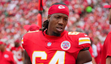 Chiefs Lose Offensive Lineman for the Season After Suffering Knee Injury vs. Texans