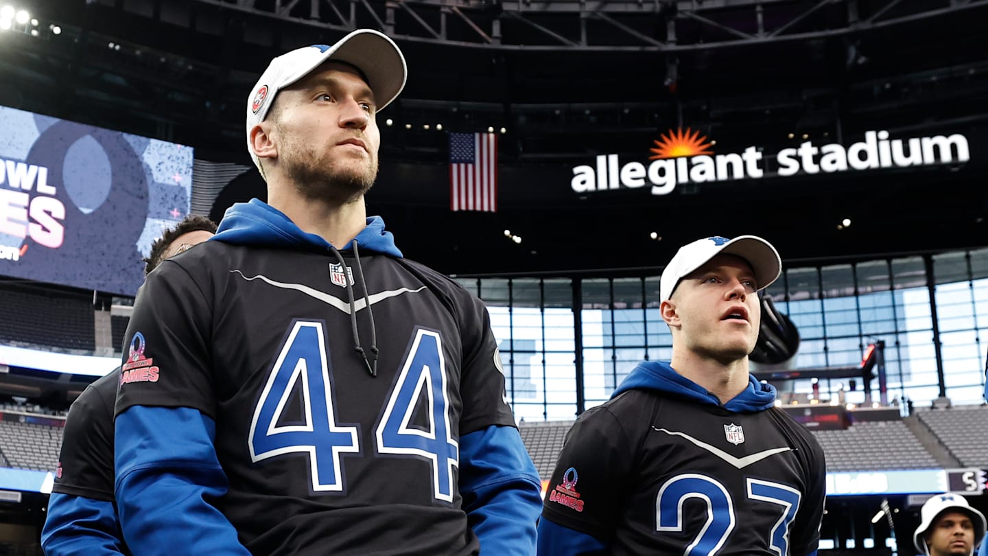 San Francisco 49ers Pro Bowlers Kyle Juszczyk (L) and Christian McCaffrey (R)