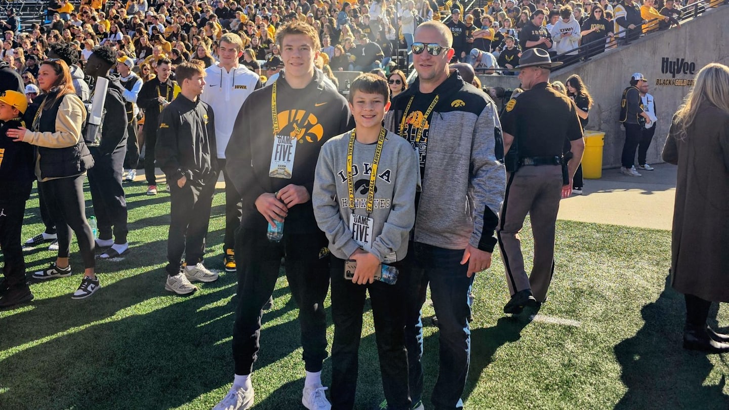 Iowa High School Football Standout Commits To Hawkeyes